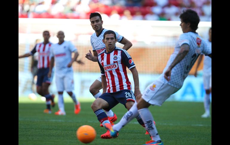 Chivas tuvo muchas oportunidades de gol, pero no metió ninguna.  /