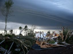 Una de las zonas más afectadas en la oleada de tornados del lunes por la noche fue Tupelo, Mississippi. AFP /