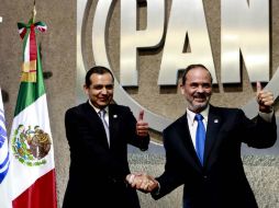 Ernesto Cordero (i) y Gustavo Madero (d) a su llegada a la sede nacional del PAN. SUN /