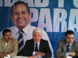 Ramírez Acuña (c) dijo que el equipo de Ernesto Cordero vigilará de cerca la labor del Comité Directivo Estatal del PAN. ESPECIAL /