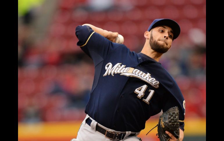 Marco Estrada permitió dos jonrones en seis capítulos de trabajo ante Cincinnati. AFP /