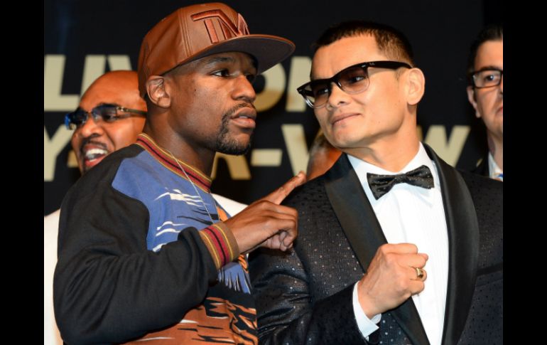 Bajarle las revoluciones a Floyd Mayweather será imperativo para Maidana. AFP /