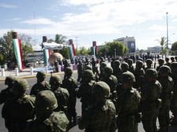 El homenaje fue en el monumento a la Fuerza Área Mexicana ubicado en el municipio de Zapopan.  /