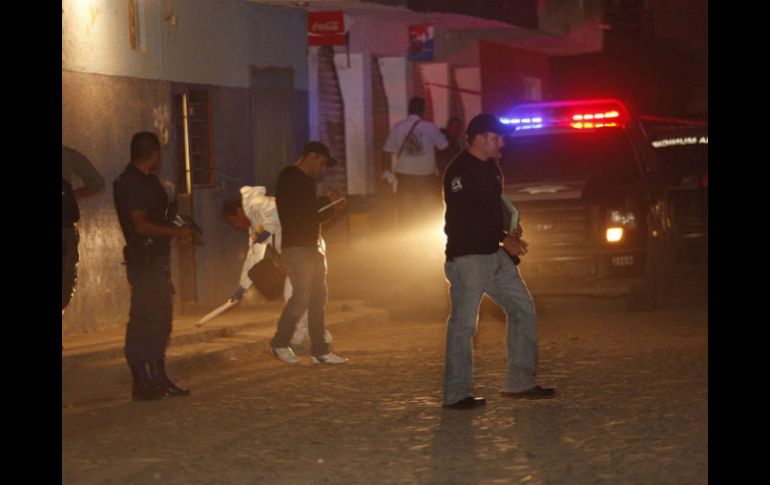 Dispersos por el lugar se encontraron más de diez casquillos de armas. ARCHIVO /