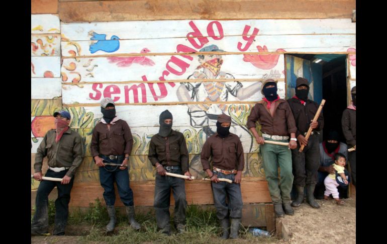 El EZLN mantiene retenes en las entradas de los poblados Guadalupe Tepayac y La Realidad. ARCHIVO /