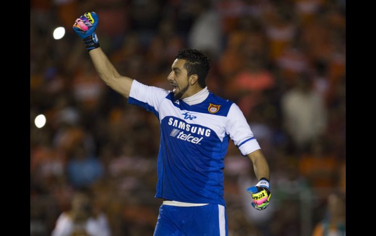 El portero Velázquez fue la figura de Estudiantes Tecos en el partido. MEXSPORT /