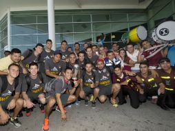 Los emplumados llegaron a la ciudad la mañana de este domingo, procedentes de Ciudad Victoria donde se coronaron campeones. MEXSPORT /