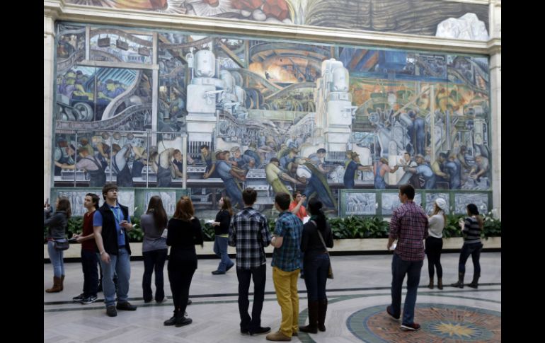 Los visitantes del Instituto de Artes de Detroit podrán saberlo todo sobre los famosos murales industriales de Diego Rivera. AP /