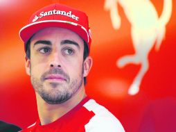 Alonso es alabado por el ingeniero encargado de su vehículo y refuerza su posición como el piloto principal para la casa de Maranello. AP /