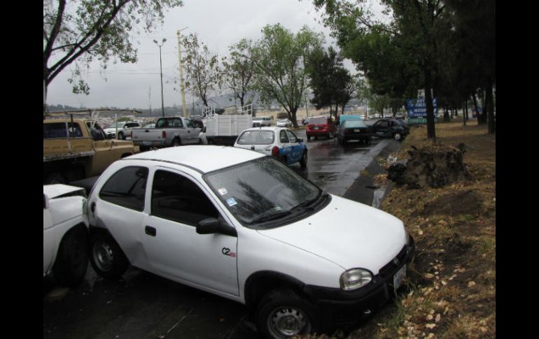 El accidente múltiple provocó intensa carga vehicular en la zona.  /