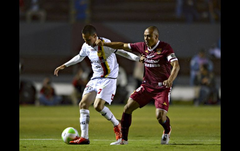 El cuerpo técnico de Estudiantes no quiere distracciones por lo que no da a conocer dónde celebrarían de ganar el ascenso. MEXSPORT /