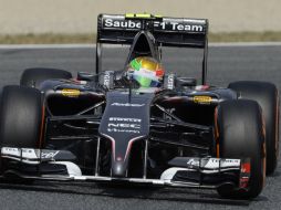 Esteban Gutiérrez durante su tercera sesión de práctica en el circuito de Catalunya, en Montmeló. AFP /