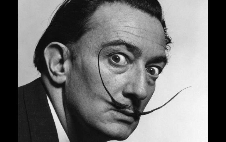 La vida del polémico artista surrealista Salvador Dalí terminó el 23 de enero de 1989, a los 84 años de edad. ARCHIVO /