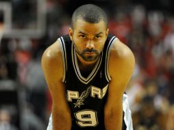 Tony Parker destacó al anotar 29 puntos. AFP /