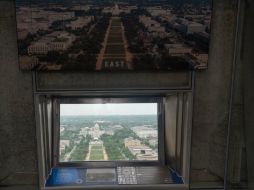 Los visitantes una vez más pueden tomar el ascensor para observar el panorama desde el punto más alto de la capital de la nación. AFP /