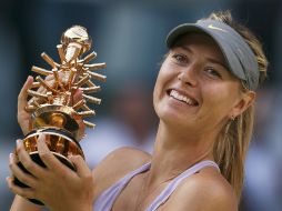 Sharapova es la segunda tenista rusa en ganar el torneo de Madrid. AP /