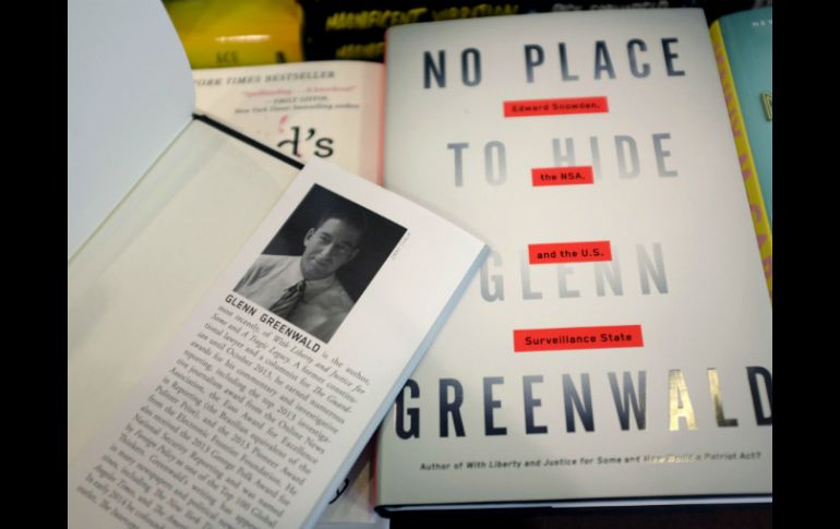 Glenn Greenwald presenta en EU su libro 'No Place to Hide' sobre las informaciones de la NSA. AFP /