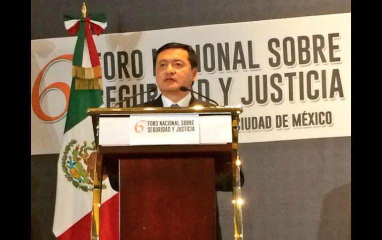 Osorio Chong participa en la inauguración del Sexto Foro Nacional sobre Seguridad y Justicia. TOMADA DE @jorge_ramirez13. ESPECIAL /