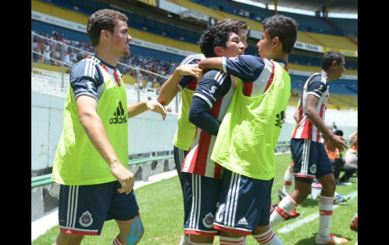 Los juveniles Rojiblancos tuvieron la suerte de anotar un gol desde el tiro de esquina. MEXSPORT /