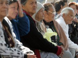 La esperanza de vida de una mujer mexicana es de 73 años si nació en 2012 y de 67 años si nació en 1990. ARCHIVO /