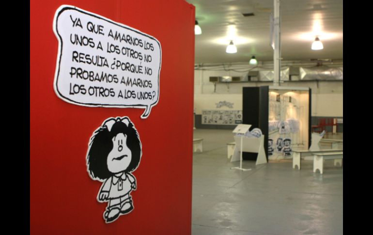 Mafalda reflexiona con humor crítico e inteligente sobre la política, la economía y la sociedad. ARCHIVO /