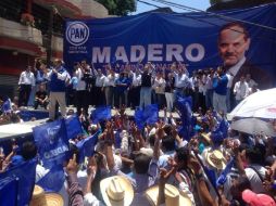 Gustavo Madero comparte en Twitter la imagen de su cierre de campaña en Tantoyuca, Veracruz. ESPECIAL /