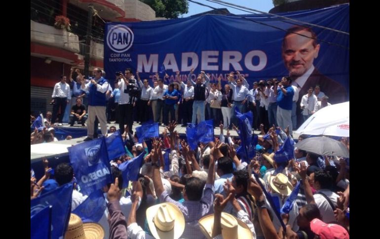 Gustavo Madero comparte en Twitter la imagen de su cierre de campaña en Tantoyuca, Veracruz. ESPECIAL /