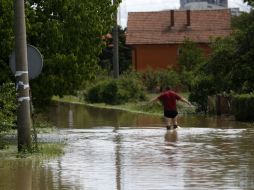 Toda la región balcánica sigue viviendo una situación de emergencia ante la persistente subida del agua. AP /