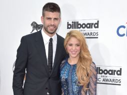 La cantante llegó al MGM de Las Vegas junto a su pareja, el futbolista español Gerard Piqué. AP /