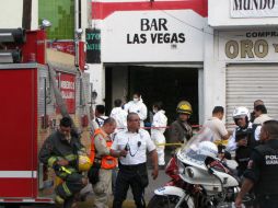 Autoridades encontraron los tres cuerpos tras recibir un reporte de olores fétidos provenientes del bar. ARCHIVO /