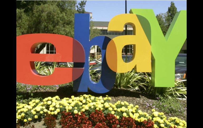 eBay aclaró en su blog corporativo que este problema no afecta al servicio de pagos electrónicos PayPal. AFP /