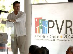 El gobernador asistió a la clausura de la reunión de la Cámara Nacional de Desarrollo de la Vivienda. ESPECIAL /