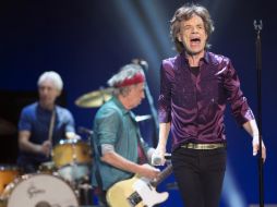 La banda suspendió algunos conciertos por la muerte de la novia de Mick Jagger. ARCHIVO /