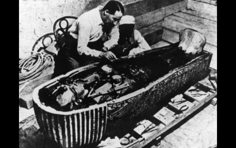 Durante la excavación de la tumba de Tutankamón la famosa maldición fue desatada, matando aproximadamente a 16 personas. ARCHIVO /