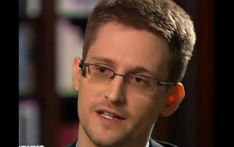 Edward Snowden indica que algunas acciones de los ciudadanos son moralmente correctas, pero no necesariamente legales. AFP /