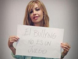 Thalía es una de las artistas que muestra su fotografía en apoyo a la campaña. ESPECIAL /