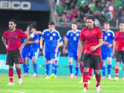 Carlos “Gullit” Peña (21), sumó ayer su segunda actuación consecutiva en el Tri en la que se nota fuera de ritmo y forma física. MEXSPORT /