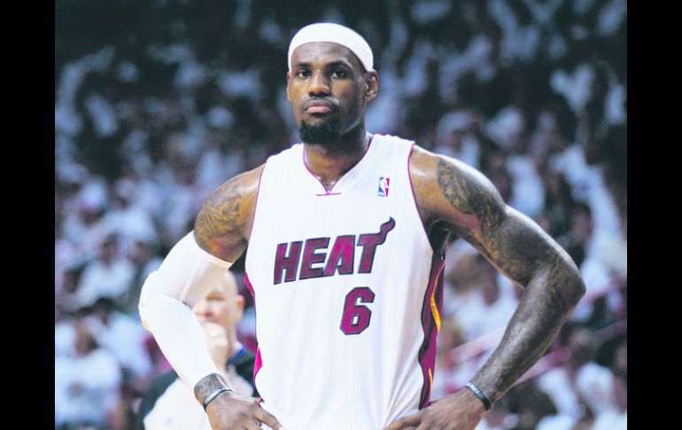 El rey. LeBron James ha guiado al Heat al bicampeonato de la NBA.  /