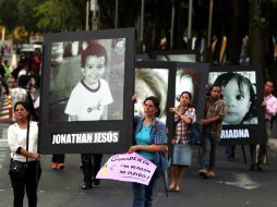 Aspecto de una marcha que realizaron deudos para reclamar justicia. ARCHIVO /