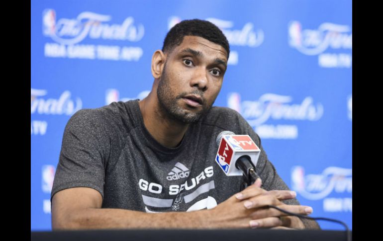 El veterano Tim Duncan encabeza a unos Spurs decididos al triunfo. EFE /