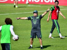 Su principal duda está en elegir un arquero titular entre Jesús Corona y Guillermo Ochoa. AFP /