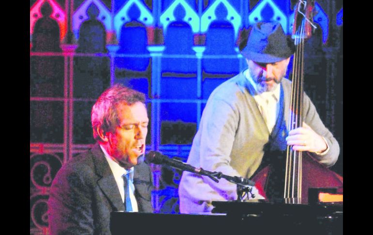 Hugh Laurie ofrecerá un concierto en Guadalajara el miércoles 11 de junio. AP /