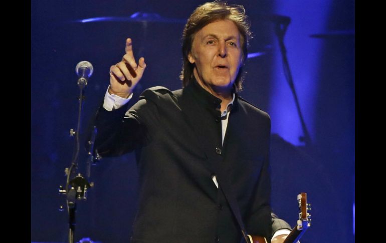 McCartney, durante su estancia en Japón tuvo que ser tratado del virus en un hospital de Tokio. ARCHIVO /