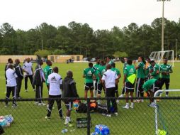 El equipo en su último entrenamiento, antes de viajar a Brasil. ESPECIAL /