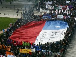 Se manifiestan en pos de una educación pública y gratuita en todos los niveles. EFE /