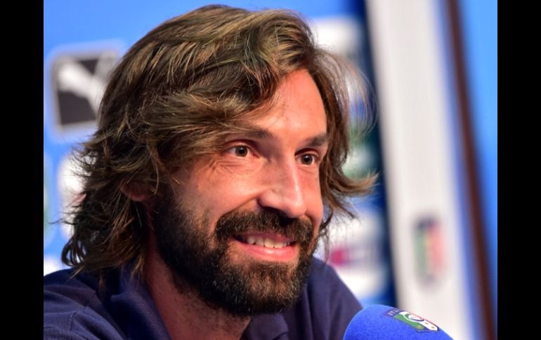 Pirlo en una conferencia de prensa en la ciudad de Mangaratiba. AFP /