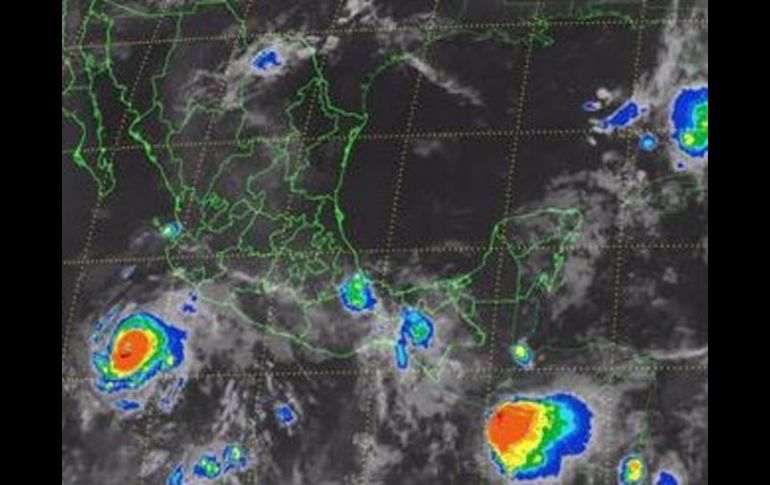 Prevén lluvias muy fuertes para Jalisco, Colima, Michoacán y Guerrero. TOMADA DE @conagua_clima. ESPECIAL /