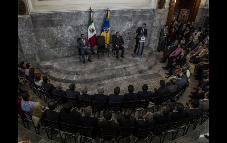 Imagen del evento donde fue nombrado Roberto López como secretario general de Gobierno.  /