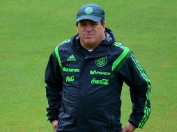 El entrenador de la Selección afirma que no le preocupa por la situación de albitraje sufrida en el partido ante Camerún. AFP /