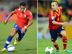 Alexis Sánchez y Andrés Iniesta (d) dos de los más buscados de Chile y España respectivamente. AFP /